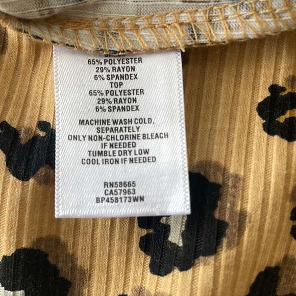 BP. Crop Rib Cardigan & Camisole Set - Picture 6 of 8